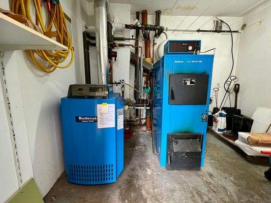 Buderus Gaszentralheizung aus 2006
