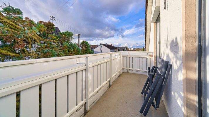 DG-Wohnung_rechts_Balkon_02