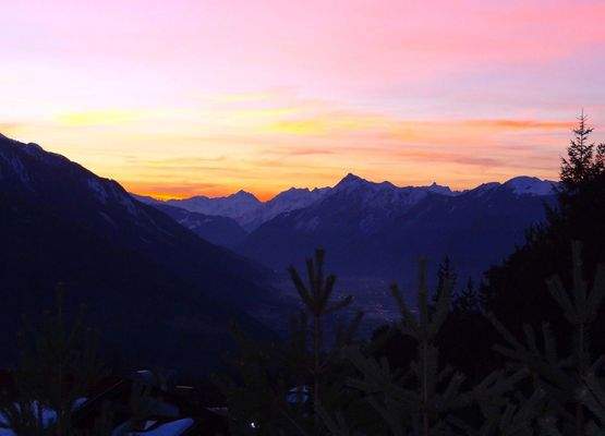 Blick ins Inntal am Abend
