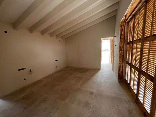 Neubauvilla mit fantastischer Aussicht zu verkaufen in Puntiro, Mallorca