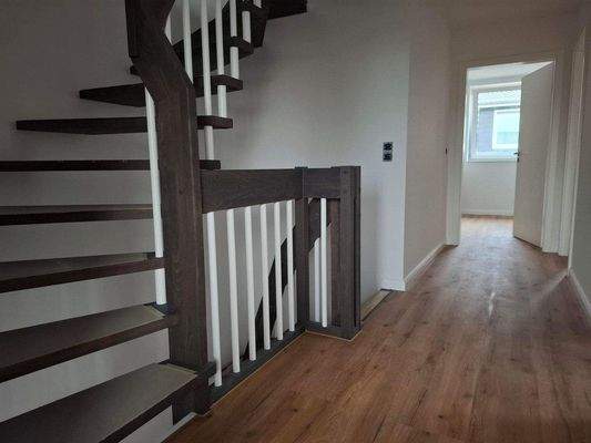 Innenbilder Quickborn, Birkenweg 8 - Flur OG.jpg