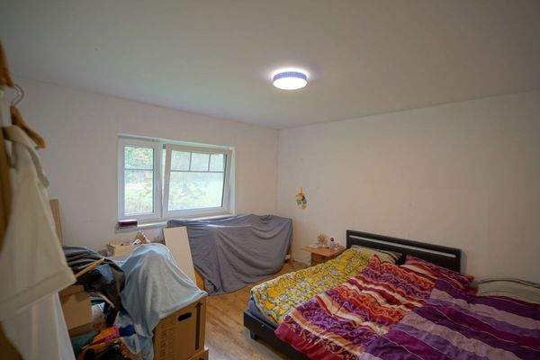 Schlafzimmer (WE links) 