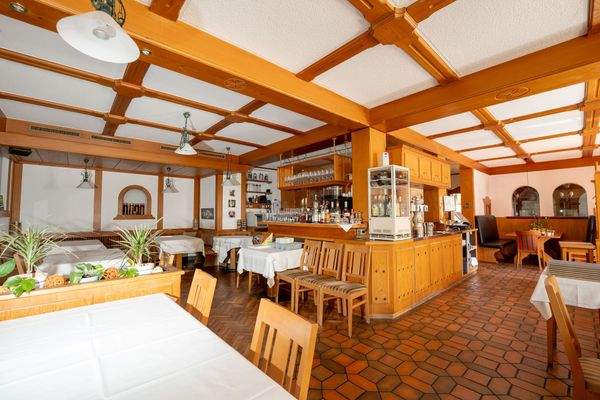 Gastraum Restaurant (2)