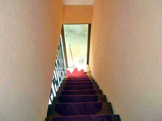 Innentreppe in das DG