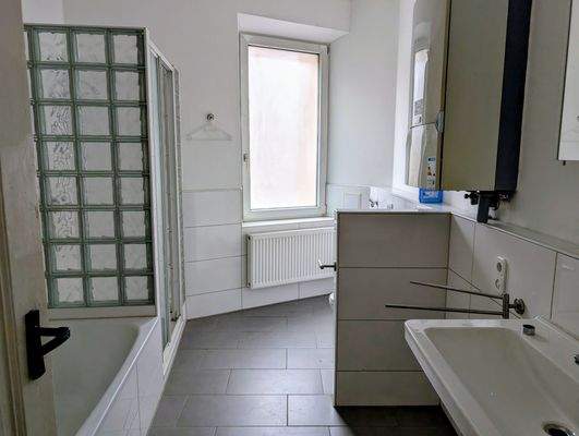 Badezimmer Pic1 MS391LIFÜ