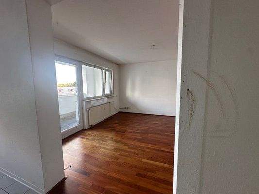 Blick Küche Richtung Wohnen