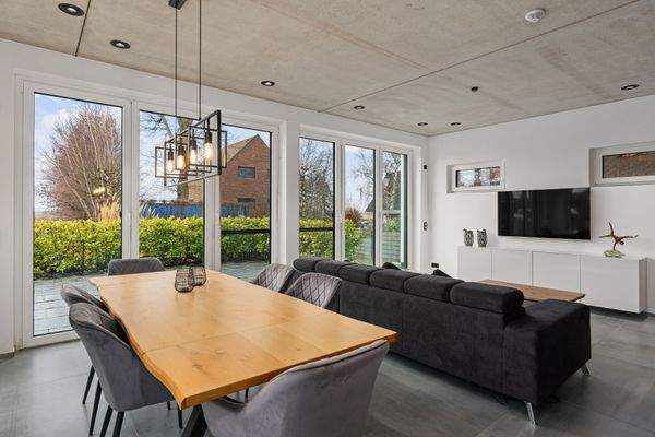 Wohn- und Esszimmer im Erdgeschoss (26,04m²)