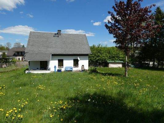 Ansicht Doppelgarage mit Feriennwohnung - Südseite