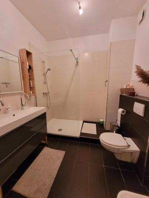 Bad mit Dusche