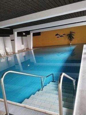 Hallenbad Blick links