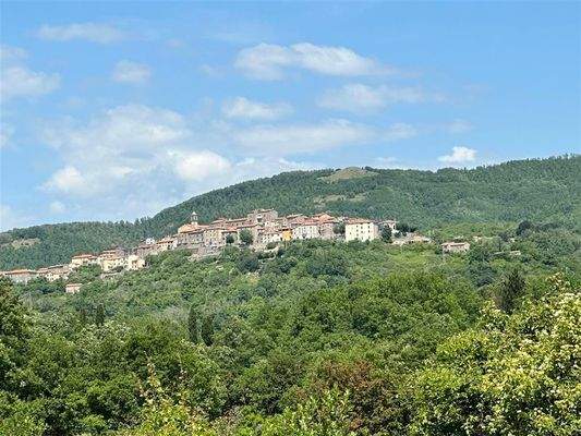 nächst gelegene Stadt Prata in der Toscana