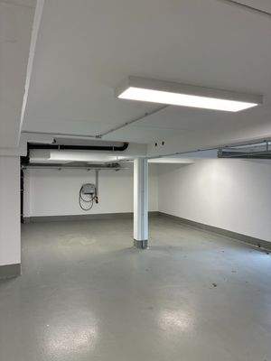 Tiefgaragenstellplätze