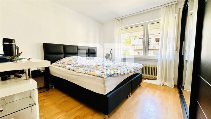 1.OG Schlafzimmer 2