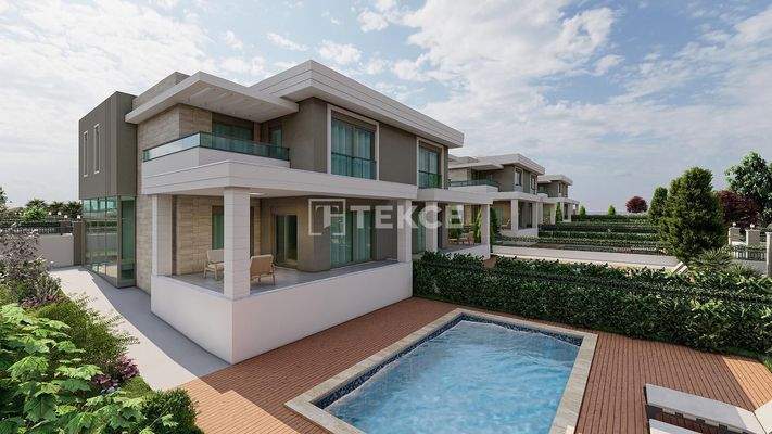 Villas with Private Swimming Pools and Gardens in Manavgat