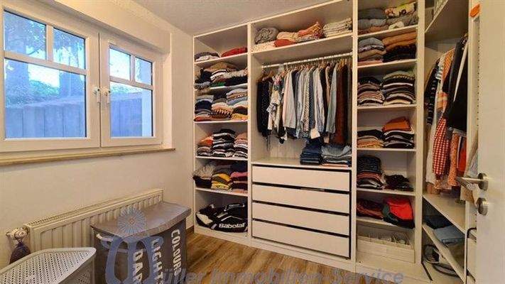 Foto 41_Ankleide Eltern.JPG