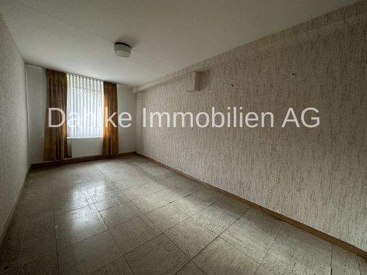 Zimmer 1, OG 