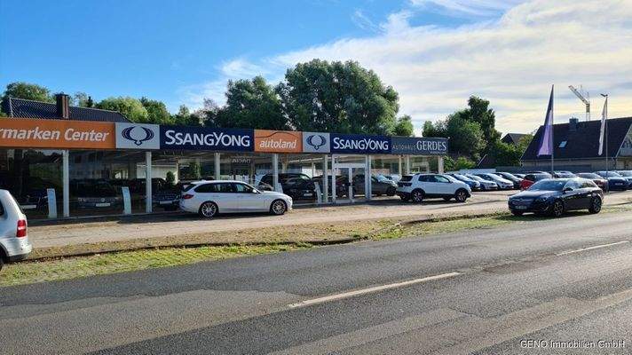 Strassenansicht links