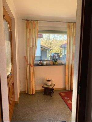 Hauseingang mit Vorbau