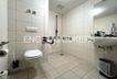 Barrierefreies Badezimmer mit Dusche
