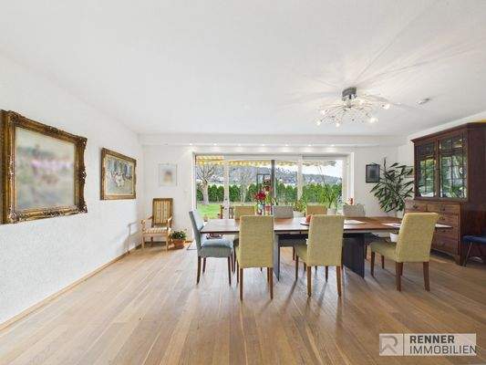 Wohn/Esszimmer