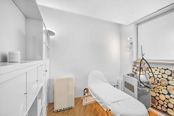 Behandlungszimmer 1