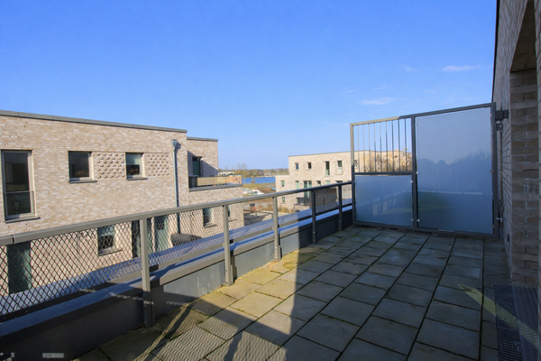 Dachterrasse 2 mit Schleiblick