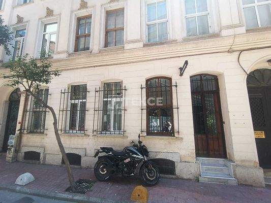 2- Bedroom Apartment Near the Galata Tower in İstanbul