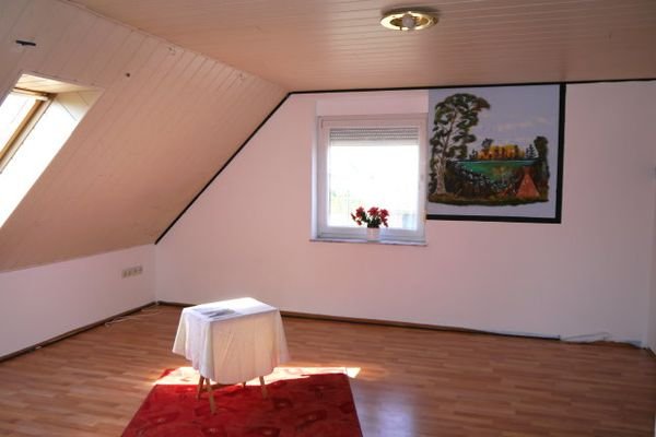 Zimmer OG 1.jpg