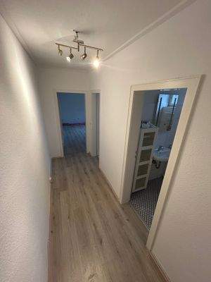 Flur | Wohn. 1 OG hinten