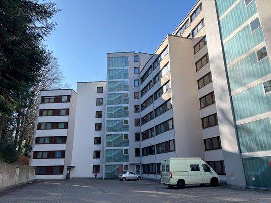 Vorderansicht mit Eingang