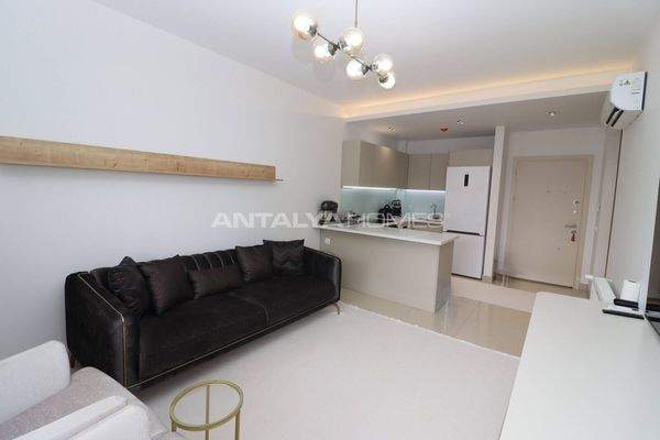 Apartment in a Project with Rich Amenities in Mezitli Mersin