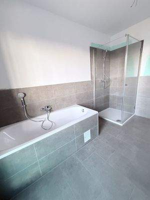 Badezimmer OG Ansicht 2