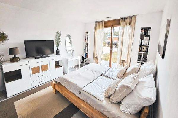 Gästezimmer / ehem. Büro (EG)