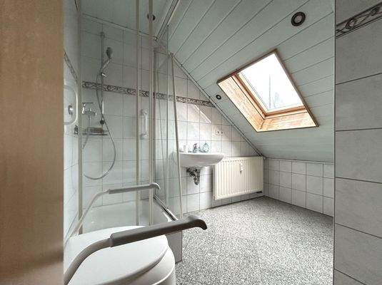 DG Tageslichtbad mit Dusche