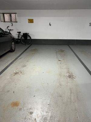 Tiefgaragen Stellplatz