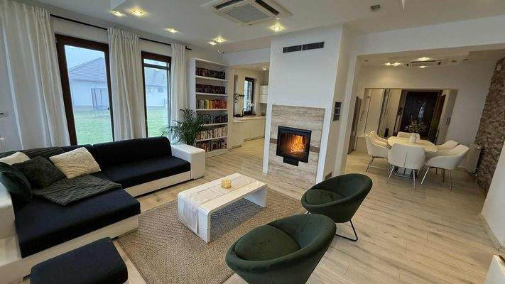 att.9gxQKjlTS0HpOePg-7E_wKkoTQqbXqnC5oTZSpfy84E.JP