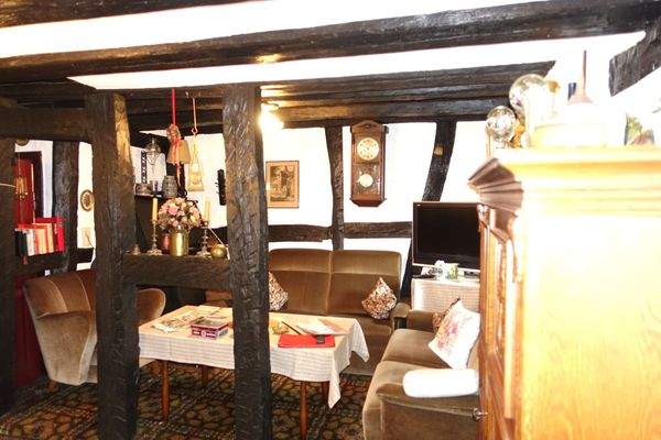 angrenzend offen Wohnen/essen