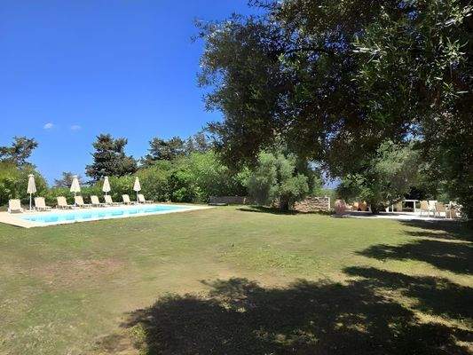 Traditionelle Steinvilla bei Plevriana auf Kreta m