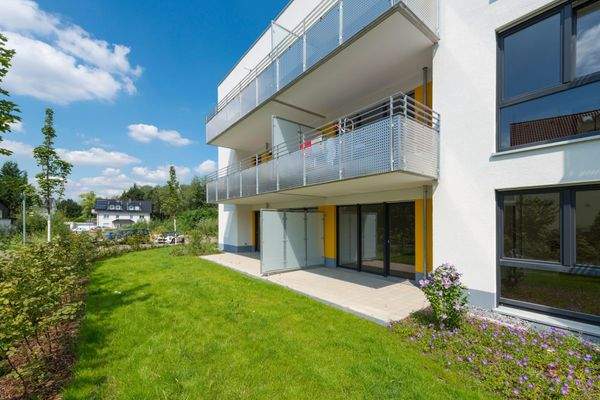 Gebäudeansicht Balkone.JPG