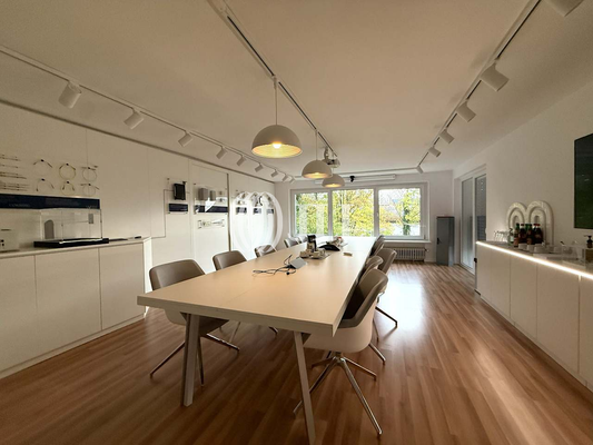 Innenansicht - JLL - Nebengebä