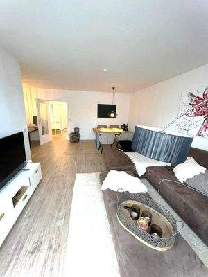 Einrichtungsbeispiel Wohnz.