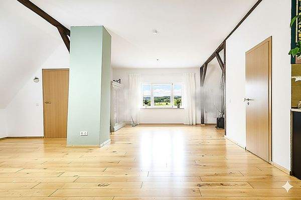 Das offene Wohn- und Esszimmer