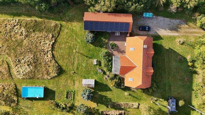 Drohne Draufsicht auf Gebäude