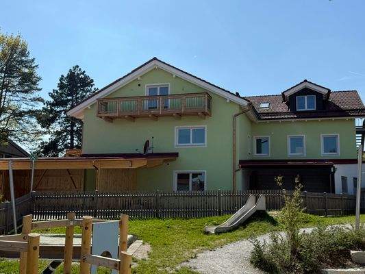 Blick vom benachbarten Kindergarten 