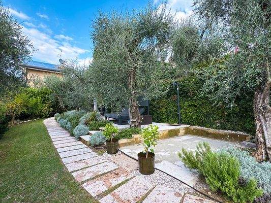 Mediterraner Garten - giardino mediterraneo