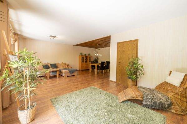 Großer Wohn- Essbereich