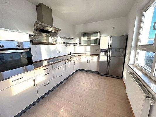 Küche mit EBK