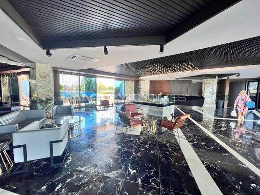 2-Bedroom Furnished Apartment 750 M from the Sea in Alanya