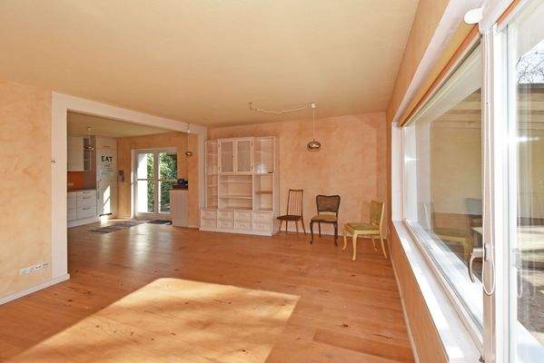 großer Wohn-/Essbereich EG