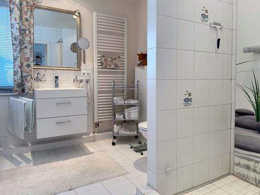 14339 LooseImmo Badezimmer